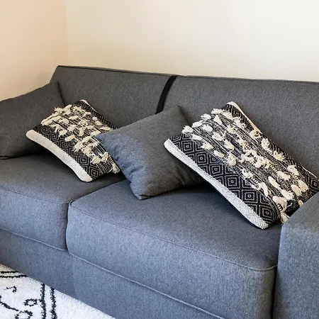 Charmant Studio En Residence Avec Parking Bussy-Saint-Georges Exterior foto